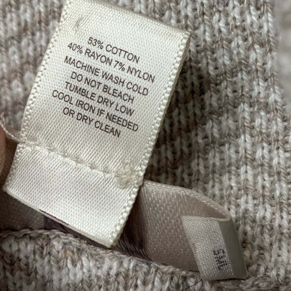 3/$30 Ann Taylor Loft Short Kimono Sleeve Cowl Neck Curved Hem Sweater Size M/L - Picture 8 of 11